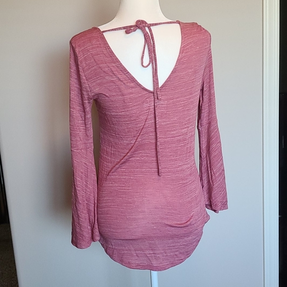 Pink top - Picture 2 of 3